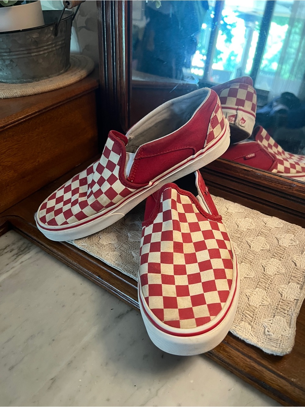 VANS Classic Checkerboard Canvas Low Top Sneakers Red White Women's Size 8.5 GUC